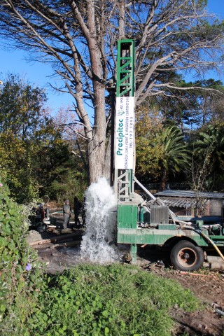 borehole11.jpg