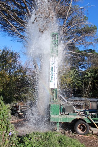 borehole6.jpg